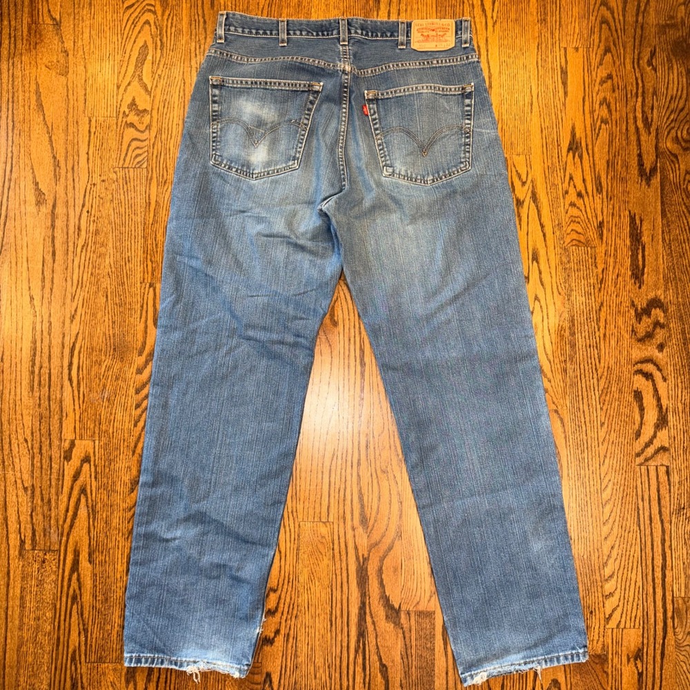 Levi's Men's Light Blue Relaxed Straight Jeans - Picture 2 of 10